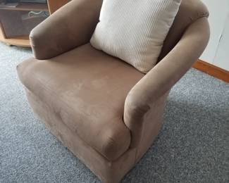Swivel chair