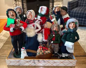 Byers' Choice Carolers