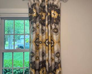 Lush Decor Julie Floral Insulated Curtains
