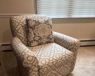 Neutral Geometric Swivel Lounger