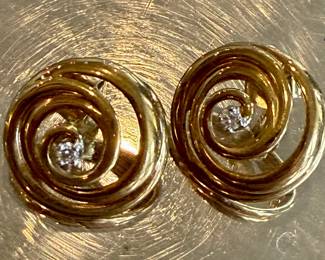 Diamond swirls