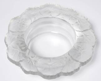 Lalique France Honfleur Geranium Leaf Satin Frosted Clear Art Glass Bowl 6.5"
