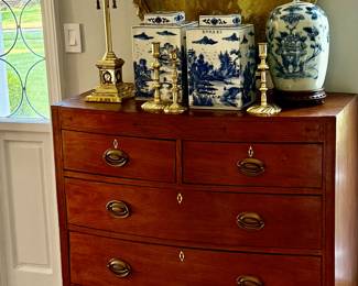 Circa 1880 bachelor’s chest