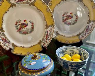 Kutani Crane yellow plates