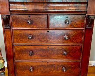 ANTIQUE VICTORIAN MAHOGANY SCOTCH CHEST / LARGE CHEST OF DRAWERS