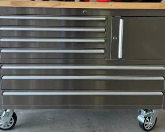 Rolling Workbench w Plenty of Storage!