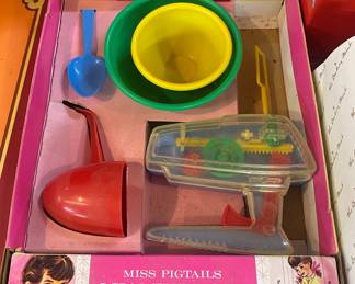 Miss Pigtails Lil Mixer Set in Box