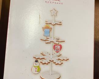 Hallmark Gingerbread Ornament and Display Set