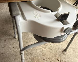 Here are some home, healthcare accessories. They’re excellent condition.