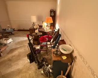 Great pictures from the day we got the keys! The living room was filled with boxes, totes and such that were just waiting to have their treasures unpacked!