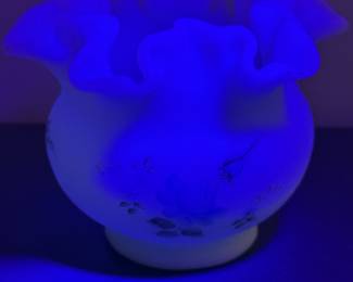 Has Lovely Blue/Pink hue!