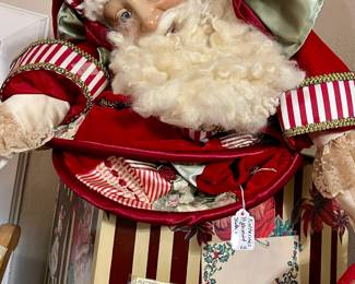 KATHERINE'S PEPPERMINT SANTA JACK-IN-THE-BOX.
