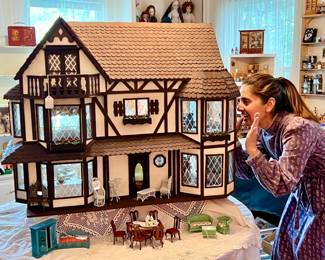 TOY EXPLOSION WITH MINIATURE DOLLHOUSE WONDERLAND.