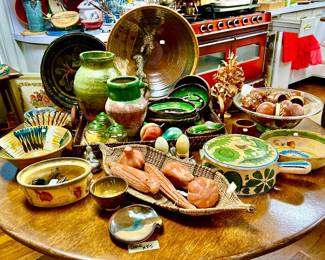MEXICAN TABLE WITH POTTERY.