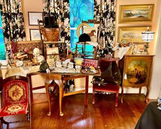 VICTORIAN, TRUE ANTIQUES IN THIS CORNER.