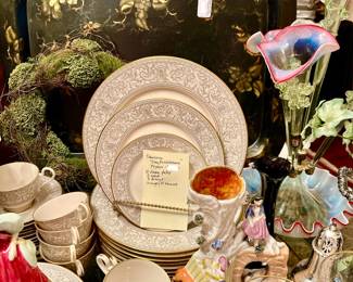 LOTS OF TOLE TRAYS IN THIS HOUSE INCLUDING THIS ANTIQUE VICTORIAN PAPER MACHE PAINTED TOLE TRAY. FRANCISCAN "GREY RENAISSANCE" 43 PIECE CHINA SET.