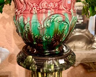 WELLER JARDINIERE AND PEDESTAL