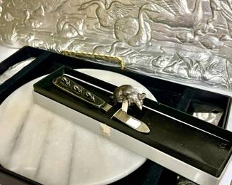 ARTHUR COURT PEWTER AND CHEESE BOARD.