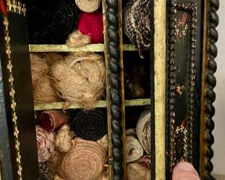 LOVE THIS STUFFED WARDROBE!