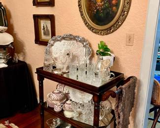 LOVELY TEA CART, BAR CART.