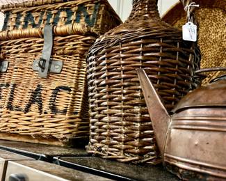 UNTION TOBACCO BASKET.