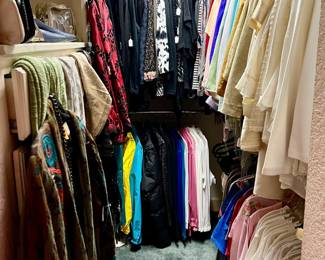 WE'VE GOT TWO FULL WALK-IN CLOSETS FULL OF MODERN CLOTHING M-XXL INCLUDING CHICO'S, FLAX, ANN TAYLOR, EILEEN FISHER, RALPH LAUREN, NEIMAN MARCUS, ETC.
