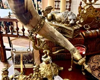 ANTIQUE DRAGON BRASS HORN HOLDER