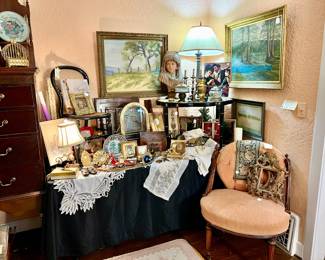 ITALIAN FLORENTINE CORNER.