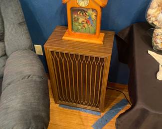Vintage Kenwood floor speakers