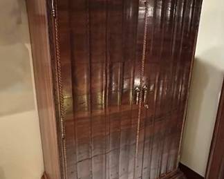 Alfonso Marina Armario Chippendale Mexicano III Burl Wood Armoire.