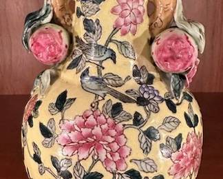 Chinese porcelain vase.
