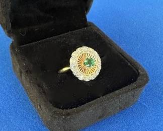 14k emerald and diamond ring