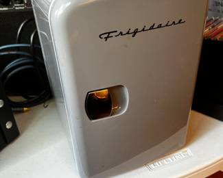 Frigidaire mini