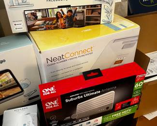 FB portal TV;   Neat connect; 