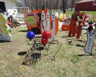 Yard/Garden Decorations