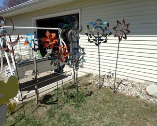 Spinners. Outdoor Swing.