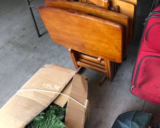 Tray tables