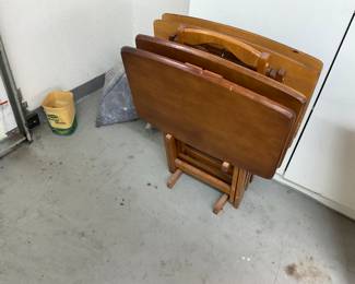 Tray table set