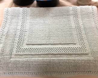 Bath rugs