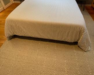 Murphy bed