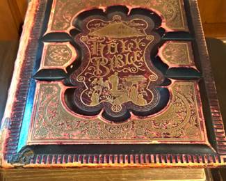 18th Century Picture Bible— inside is in excellent condition 