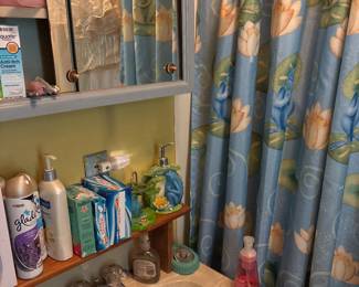 Bathroom things.