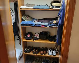 More mens hats and clothes.