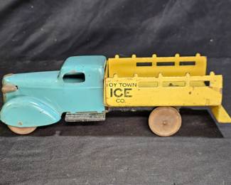 1930's Wyandat Stake Truck "Toy Town Ice Co"