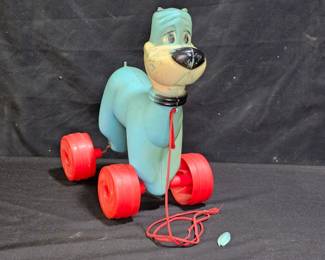 Vintage Hanna-Barbera Huckleberry Hound Pull Toy