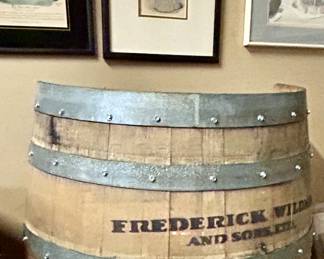 Demi Lune Barrel Bar
