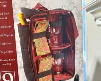 9 Piece Wine Tote