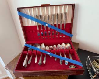 Silverware Sets
