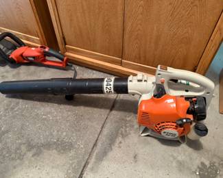 Leaf Blower