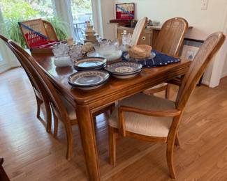Drexel Dining Table & 6 Chairs